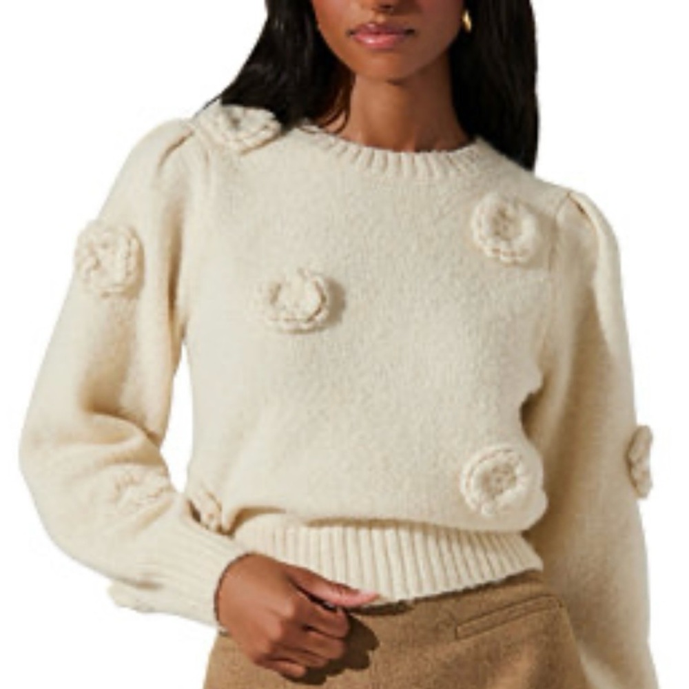 ASTR Wilessa 3D Flower Sweater